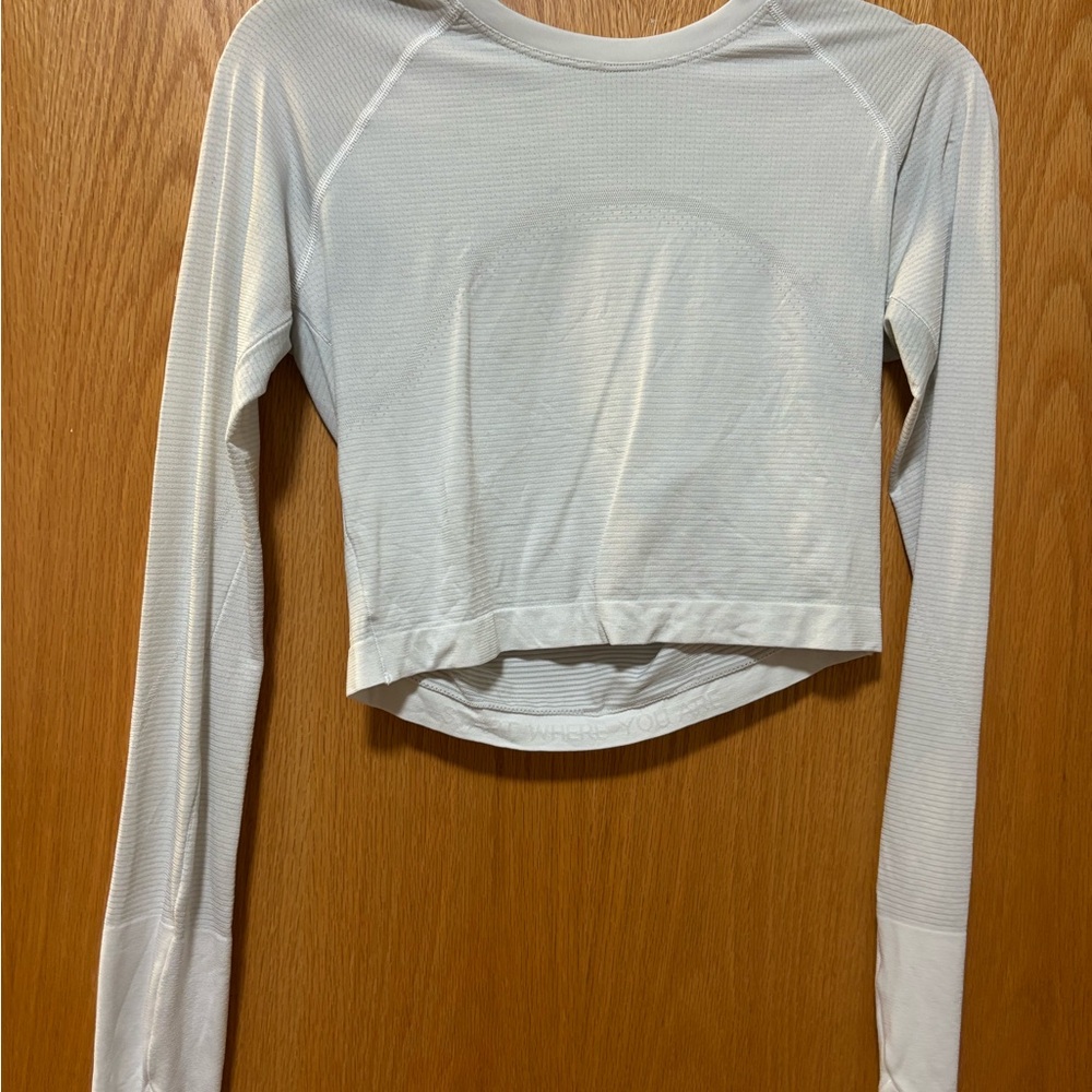 Lululemon Swiftly Tech Cropped Long Sleeve Shirt 2.0